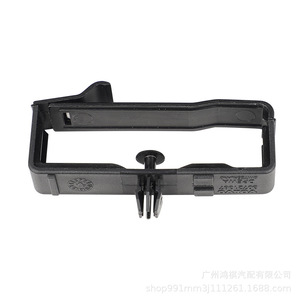 Clip de fixation triangulaire pour coffre Volvo 30721387 32269662 Support de panneau d'avertissement - Product Image 5