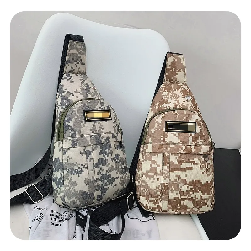 Camuflagem dos homens de venda quente Tactical Peito Bag Luta ao ar livre Esportes Viagem Mobile Phone Wallet Zipper Crossbody Bag Mochila