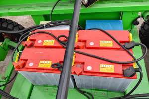 6m~20m 500kg 电动手柄升降机 移动式液压剪叉式高空作业平台，可使用交流/直流电池或柴油动力 - Product Image 4