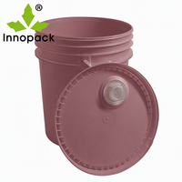 Seaux à peinture en plastique de qualité alimentaire de 20 L (5 gallons) avec bec verseur, couvercle et poignée – Vente en gros