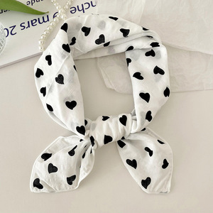 Pañuelo de Cuello Pequeño Cuadrado de Algodón para Mujer, Diseño Floral Elegante con Estampado Digital, Estilo Coreano, Transpirable, para Uso Diario en Verano - Product Image 6