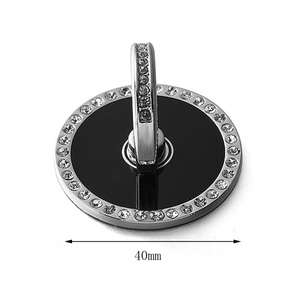 Supports de téléphone portable en métal noir ronds avec cristaux de diamant personnalisés, vente en gros - Product Image 4