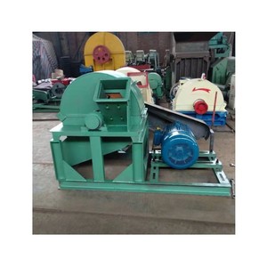 Broyeur de bois forestier hydraulique auto-alimenté 40 CV diesel, machine de fabrication de briquettes de biomasse et de sciure de bois - Product Image 2