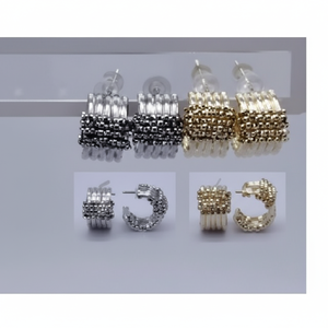 Orecchini geometrici a Clip di tendenza con perle di rame e ottone e pietre diamantate alla moda - Product Image 1