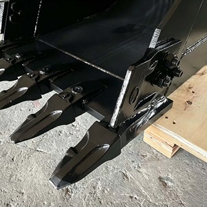 Godet d'excavatrice agricole pour travaux de terrassement et de labour, modèle standard, OEM/ODM, vente en gros, Q355, ISO, prix bas - Product Image 1