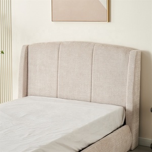 <span class=keywords><strong>Lit</strong></span> plateforme Queen style italien avec tête <span class=keywords><strong>de</strong></span> <span class=keywords><strong>lit</strong></span> haute, revêtement <span class=keywords><strong>en</strong></span> tissu et surpiqûres verticales - Product Image 2