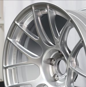 Rines de Carreras de Aleación de Aluminio Forjado Plateado de Alto Brillo, Totalmente Personalizables para BMW, <span class=keywords><strong>Mercedes</strong></span>, Tesla, Audi, Toyota, Honda - Product Image 6