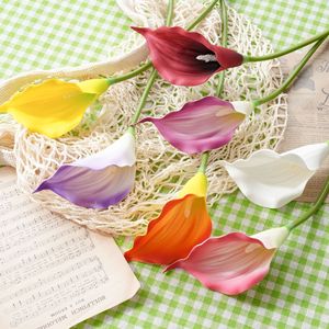 CallaFloral – Nouvelle branche unique de lys artificiel en plastique pour décoration intérieure et mariages – Blanc, Jaune, Rouge Vin, Orange, Violet, Rose - Product Image 1