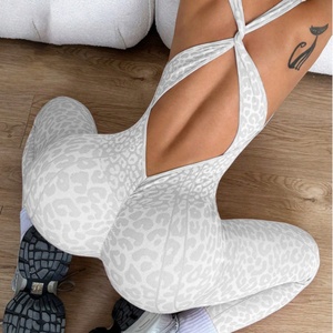 Body de yoga sin costuras con estampado de leopardo para mujer, con efecto levanta glúteos y espalda descubierta, mono deportivo de una pieza para fitness - Product Image 6