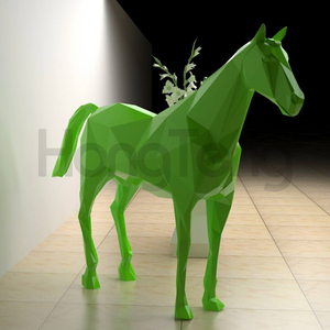 Grande Scultura Personalizzata di Cavallo da Corsa in Fibra di Vetro e Resina, a Grandezza Naturale, Rossa e Verde, Prodotta in Cina - Product Image 5