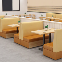 Ensemble de meubles de restaurant de luxe léger : canapé, table et chaises pour salles à manger, salons de thé et cafés