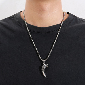 Yunnique – pendentif en forme de dents de loup en acier titane pour hommes, collier Hip Hop, Style Street, bijoux géométriques en forme d'animal - Product Image 4