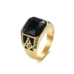 Anillo masónico para hombre, de acero dorado, con diseño geométrico y bisel de piedra negra, joyería de regalo. - Product Image 5