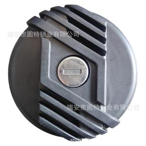 Bouchon de réservoir de carburant Fiat 46225604 en plastique noir avec clé pour couvercle de réservoir de voiture - Product Image 1