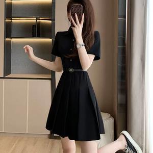 Trend fokus: Die heißesten Damen anzüge der Internat ional Station kommen - Product Image 6