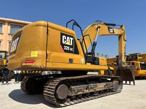 Excavadoras CAT320GC usadas de alta calidad, modelo medio en gran oferta, peso operativo de 20 toneladas con motor central y componentes de bomba - Product Image 3