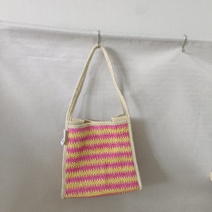 <span class=keywords><strong>Borsa</strong></span> in Paglia Intrecciata a Righe Colorate <span class=keywords><strong>Edizione</strong></span> <span class=keywords><strong>Limitata</strong></span> Estiva per Vacanze - Product Image 2