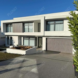 <span class=keywords><strong>Porte</strong></span> <span class=keywords><strong>de</strong></span> <span class=keywords><strong>garage</strong></span> électrique en bois massif invisible <span class=keywords><strong>avec</strong></span> cadre en aluminium moderne, grille en chêne américain, barres verticales et moteur - Product Image 4