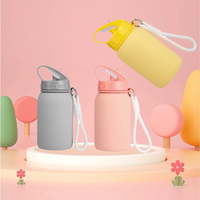 Bouteille d'eau pliable en silicone de 475 ml, mignonne, de qualité alimentaire, durable, portable, pour enfants, idéale pour les activités de plein air (vente en gros)