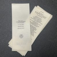 Étiquette d'entretien de tissu polyester personnalisée pour vêtements étiquette d'entretien de lavage rectangulaire en satin auto-adhésive instruction imprimée avertissement de lavage
