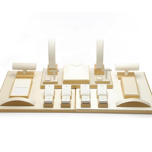 Digu màu be PU da đồ trang sức container sáng tạo cửa sổ hiển thị đạo cụ cho vòng Mặt dây chuyền cho trang sức giá hiển thị bộ - Product Image 3