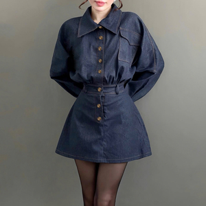 Vestido Vaquero Ajustado Estilo Y2K para Mujer - Cuello con Botones, Cintura Alta con Bolsillos Grandes, Estiliza la Figura - Product Image 3