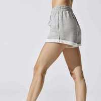 Shorts de sport en coton personnalisés pour femmes, ourlet roulé, shorts unis de haute qualité avec votre logo
