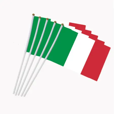 Bandeira de mão italiana ondulada, pequena bandeira italiana manual de ondulação feita de 100% poliéster