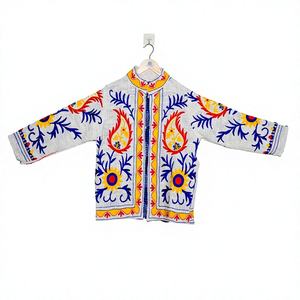 เสื้อแจ็คเก็ตบอมเบอร์ผ้าฝ้ายปักลายซูซานี งานถักมือ สำหรับผู้หญิง ลายดอกไม้ สไตล์โบโฮ สำหรับฤดูใบไม้ร่วงและฤดูหนาว เป็นมิตรกับสิ่งแวดล้อม ระบายอากาศได้ดี เหมาะสำหรับงานเทศกาล - Product Image 3