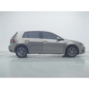 Auto Usado Volkswagen <span class=keywords><strong>Golf</strong></span> 2015 1.4T Sedán Gasolina 5D5S Sedán Volante a la Izquierda con Techo Corredizo Interior Oscuro Automático Alto Rendimiento - Product Image 6