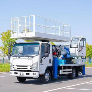 Plateforme élévatrice à flèche télescopique 1SUZU de 12 mètres pour le levage de personnes et de marchandises en hauteur - Product Image 1