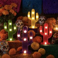 Lampe décorative LED en plastique en forme de cactus, idéale pour les fêtes mexicaines, le festival du 5 mai, la décoration de bureau ou de chambre, éclairage festif