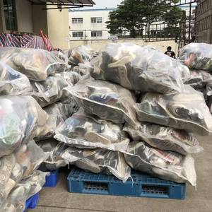 FABRICA Zapatos De Moda De Segunda Mano De Francia, Zapatos De Marca Usados De Baloncesto Del Reino Unido - Product Image 4