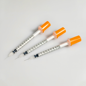 Jeringas Pequeñas Estériles de Precisión con Agujas Ultrafinas <span class=keywords><strong>para</strong></span> Diabéticos - Jeringas Veterinarias con Cierre Luer de 1 ml, 0.5 ml y 0.3 ml de Capacidad <span class=keywords><strong>para</strong></span> Animales - Product Image 4