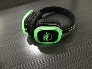 F39 Auriculares Inalámbricos Plegables para Fiesta Silenciosa con Logotipo Personalizado, 500M, LED, Silenciosos, Estéreo, DJ, 2 o 3 Canales, Venta al Por Mayor - Product Image 5