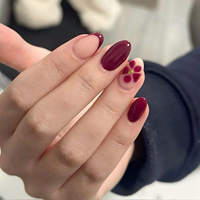 Venta al por mayor de fábrica: 24 uñas postizas cortas a presión con exquisito diseño floral, reutilizables, con empaque personalizado, listas para enviar, para uso diario.