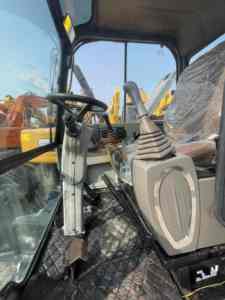 Escavatore HYUNDAI 60W-9 Usato Affidabile, Componenti Durevoli per Macchinari Edili, Escavatore Cingolato per Movimento Terra - Product Image 4