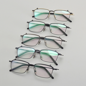Monture optique en titane pur S-401T <span class=keywords><strong>Lunettes</strong></span> de bonne qualité pour hommes et femmes Montures de <span class=keywords><strong>lunettes</strong></span> Titan - Product Image 3