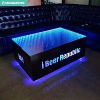 Table de bar en cube LED moderne et durable, avec structure en métal, taille personnalisée, garantie de 3 ans, pour hôtel, café, boîte de nuit, KTV