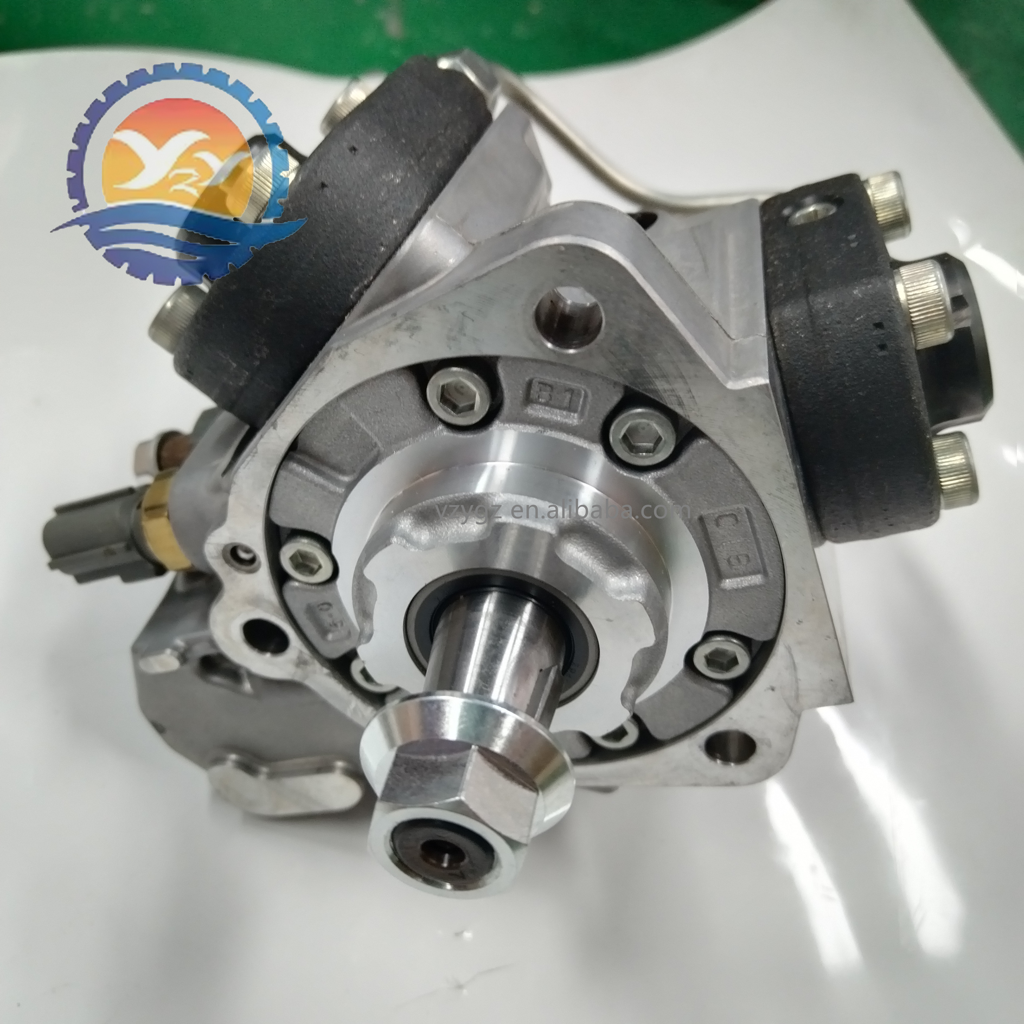J08E SK350-8 SK350-10 топливный масляный насос 22100-E0025 294050-0138 для HINO