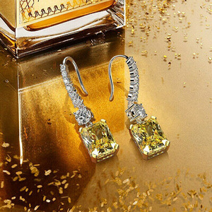 Orecchini pendenti a cubo piccoli da donna, gioielli alla moda con gancio per l'orecchio, per uso quotidiano e feste - Product Image 2