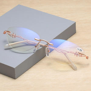 Gafas <span class=keywords><strong>de</strong></span> lectura bifocales dioptrías <span class=keywords><strong>de</strong></span> visión cercana/lejana ajustables (1,0-4,0) Anti azul claro rosa/rojo marco transparente lente para mujer - Product Image 3