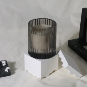 Porte-bougie rond <span class=keywords><strong>en</strong></span> <span class=keywords><strong>verre</strong></span> noir C&H, petite taille personnalisée, logo, pots à bougies noirs pour la décoration de la maison - Product Image 5