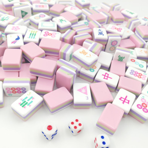 Jeu de Mahjong Nacré Irisé - Tuiles Acryliques à Effet de Couleur Changeante avec Supports - L'Événement Ultime pour une Soirée de Jeu Esthétique - Product Image 2