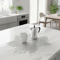 Ensemble de sets de table et de dessous-de-plat classiques en argent, feuilles en PVC, lavables, antidérapants, en vinyle, pour les tables à manger, pour les mariages, en plastique