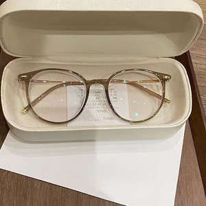 <span class=keywords><strong>Lunettes</strong></span> PC à monture intégrale translucide dorée TikTok, ultra-légères, à teinte froide, anti-lumière bleue, verres anti-reflets, aspect naturel - Product Image 1