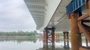 Puentes Bailey de acero prefabricados | Puentes portátiles de servicio pesado para construcción y uso de emergencia - Product Image 6