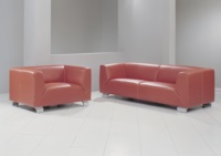 Canapé de bureau moderne de haute qualité et confortable en cuir orange pour villa de direction, avec pieds en acier inoxydable, modèle ARREDAMENTI 2988
