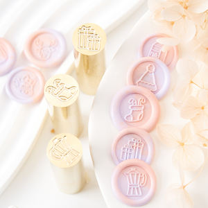 Timbre Flash en laiton <span class=keywords><strong>de</strong></span> tête <span class=keywords><strong>de</strong></span> sceau <span class=keywords><strong>de</strong></span> cire <span class=keywords><strong>de</strong></span> conception exquise pour <span class=keywords><strong>la</strong></span> décoration <span class=keywords><strong>de</strong></span> sceaux <span class=keywords><strong>de</strong></span> mariage et d'enveloppes cadeaux - Product Image 5