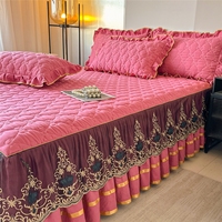 Parure de lit moderne en dentelle brodée florale pour hôtel et maison, jupe de lit, housse de couette et taies d'oreiller, 100% polyester 300 fils, entretien facile, directement de l'usine